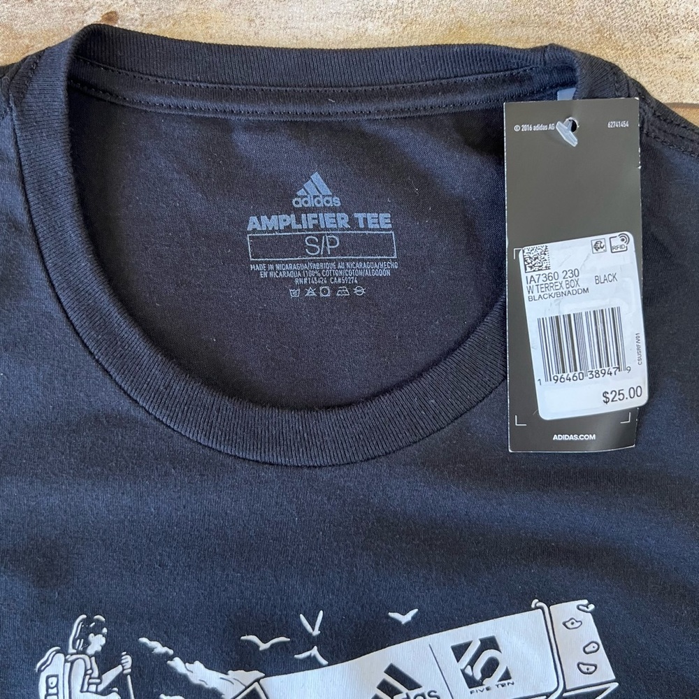 Adidas‎ Terrex Womens Graphic T-Shirt Black Five Ten GoPro Mountain Games IA7360 - Picture 10 of 10